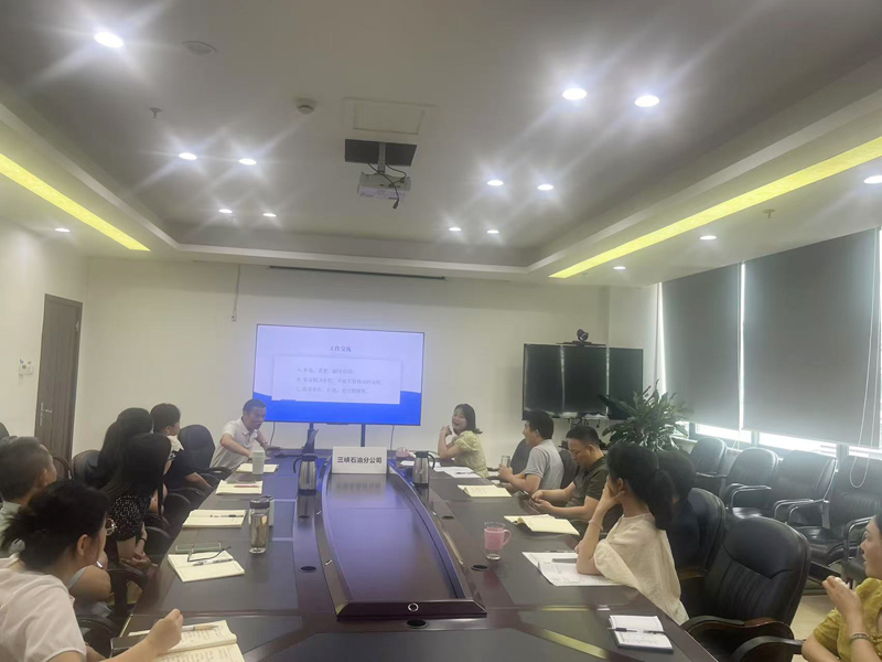 人人讲安全，个个会应急